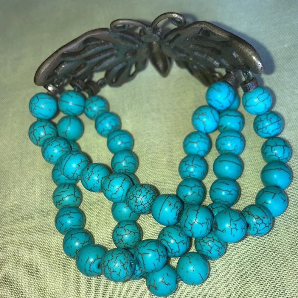 KIRK’s FOLLY 2 pc. Set turq. color necklace & bracelet w/3” butterfly. $112 - Picture 3 of 9